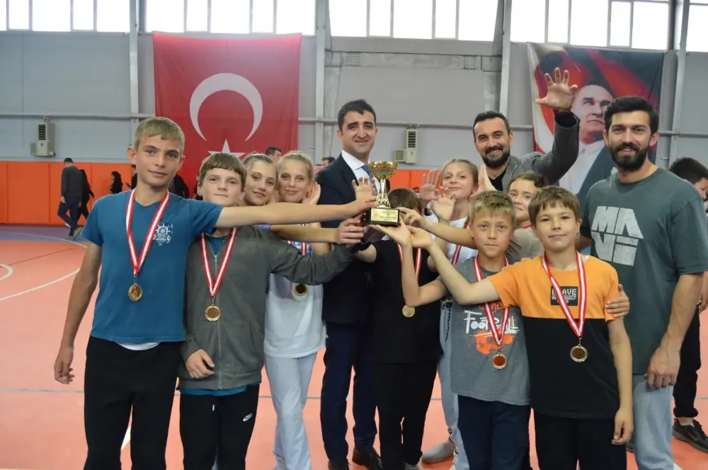İpsala’da 204 Öğrenci Madalya Aldı.