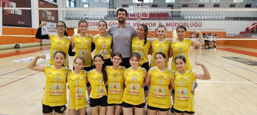 İpsalalı Voleybolcular Fırtına Gibi Esiyor.