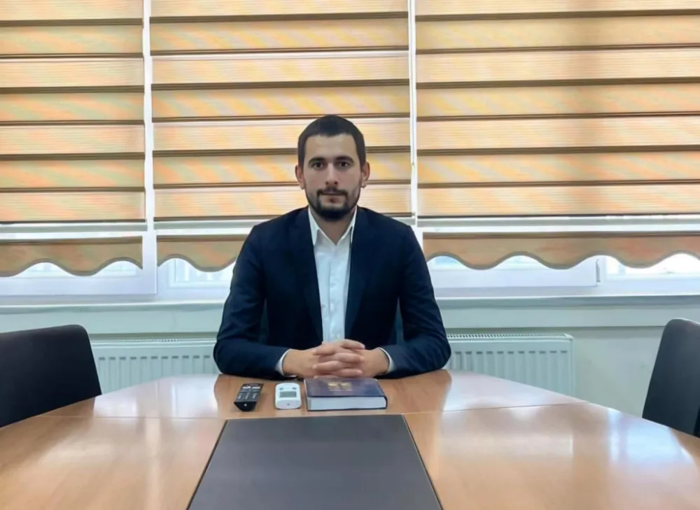 Tekin,”AK Parti Aydınlığa Açılan Yoldur”