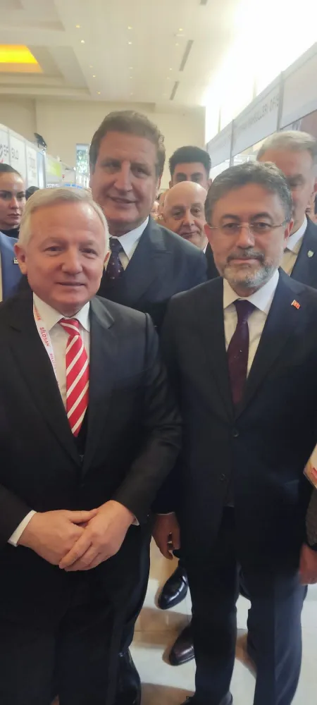 Kerman, Lisanslı Depoculuk ve Hububat Piyasaları Kongresine Katıldı.