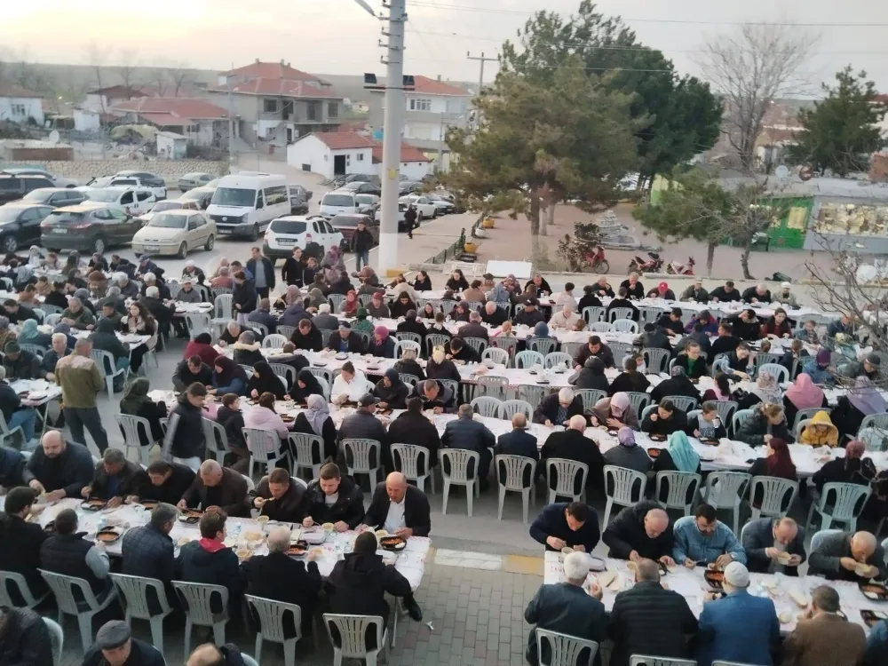 Esetçe Belediyesi, İftar Yemeği Düzenledi 