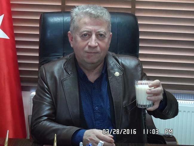 Ziraat Odası Süt İkram Ediyor