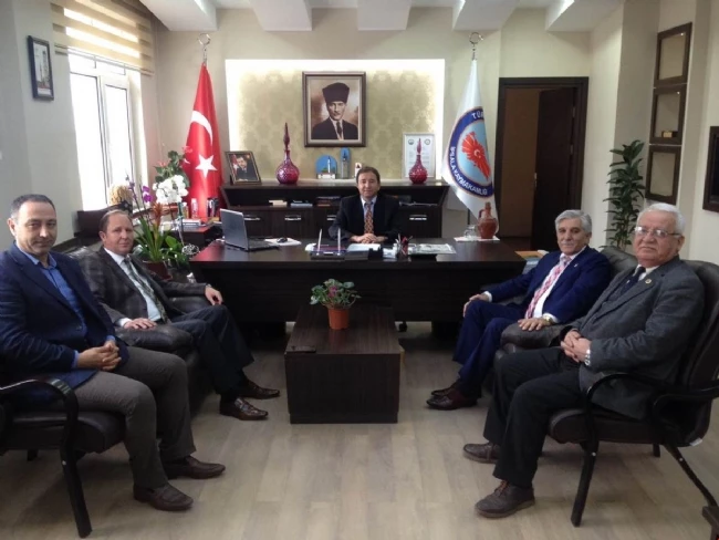 Geçmiş, Uysal?ı Ziyaret Etti.