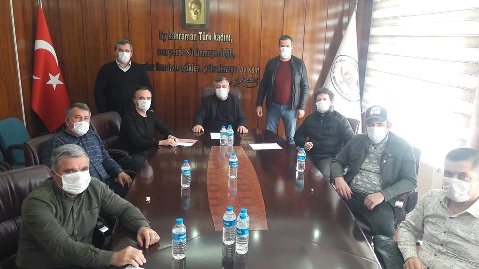 Karpuzlu Belediyesinden Vatandaşa Su Jesti.