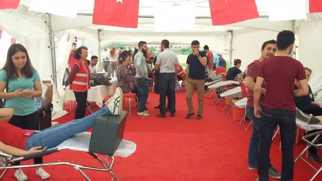 İMYO?da Kan Bağışı