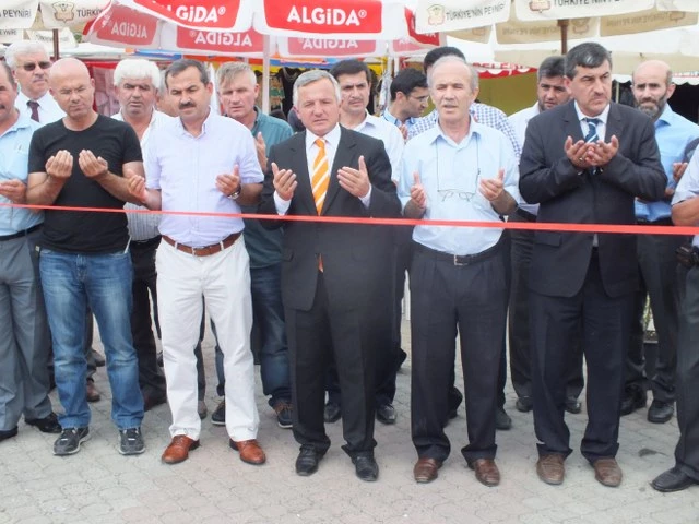 Kermes Salı Günü Açılıyor