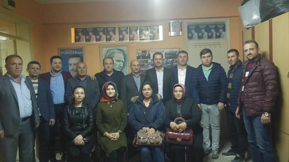 AK Parti Görev Bölümü Yaptı.