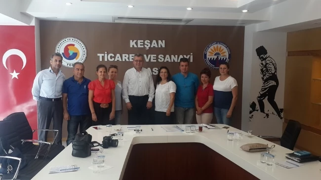 ?Reklamını yapan, ürününü tanıtan firma ayakta kalacak?