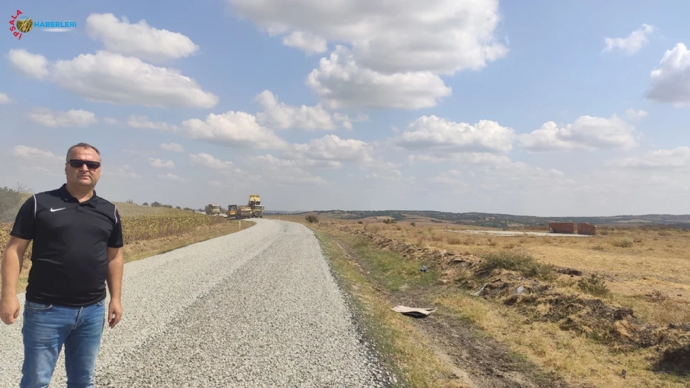 Köy Yolları Asfaltlanıyor.