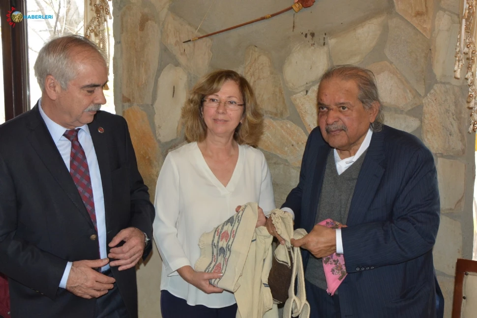 Katar Emiri’nin Amcası Keşan’ı Ziyaret Etti.