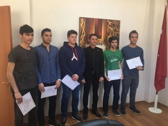 Öğrenciler 3D Çizim Programı Sertifikalarını Aldı