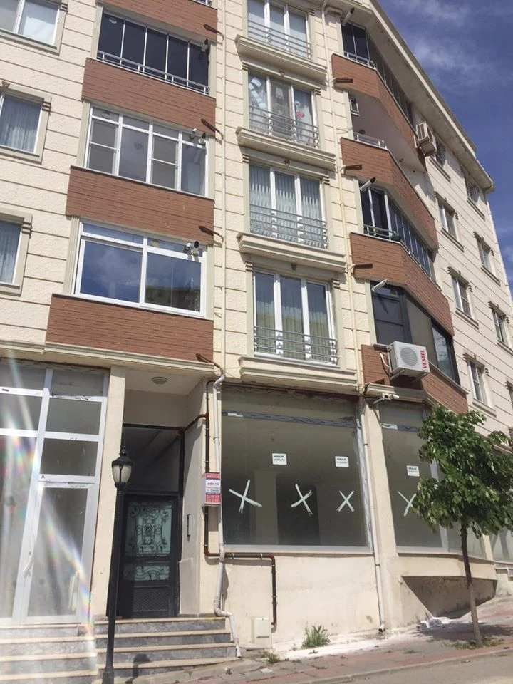 Karantina Sona Erdi.