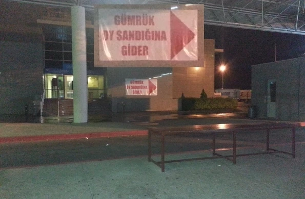 Gümrük kapılarında oy verme işlemi başladı