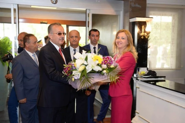 İkiyüzüncü Vali Göreve Başladı.