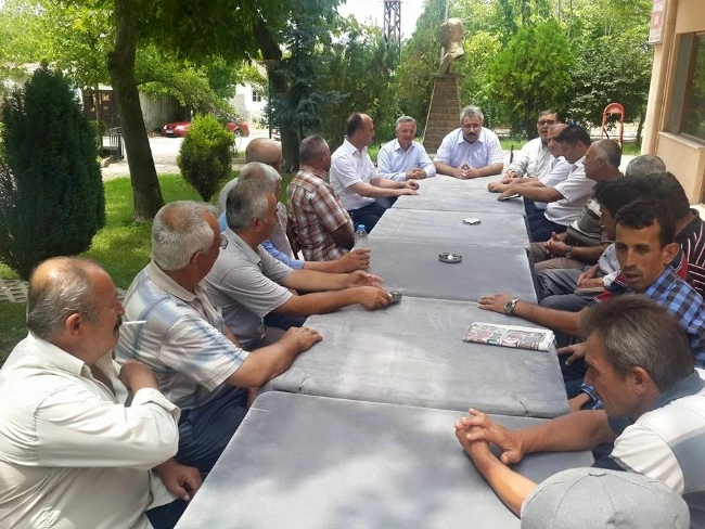 Özdemir, Sarıcaali Köyünü Ziyaret 	Etti.