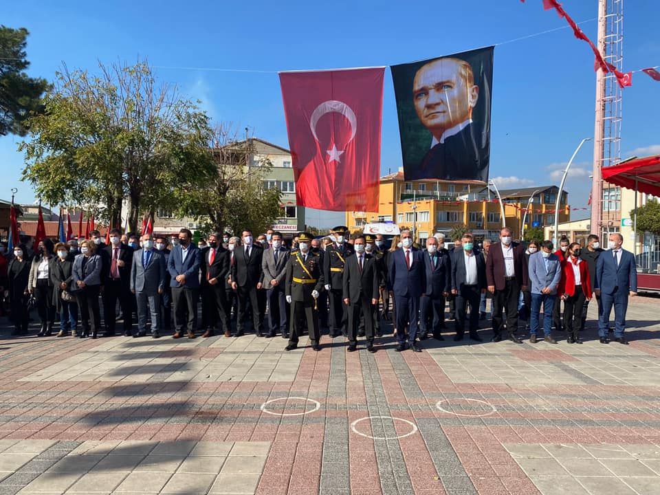 İlelebet CUMHURİYET!