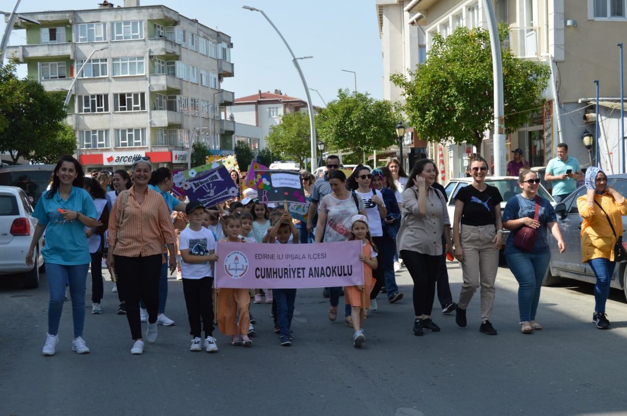 Okul Öncesi Eğitim Farkındalık Şenliği Düzenlendi.
