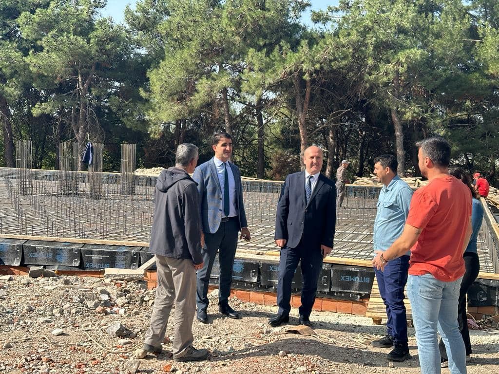 Sevgili, Okul İnşaatında İncelemelerde Bulundu.