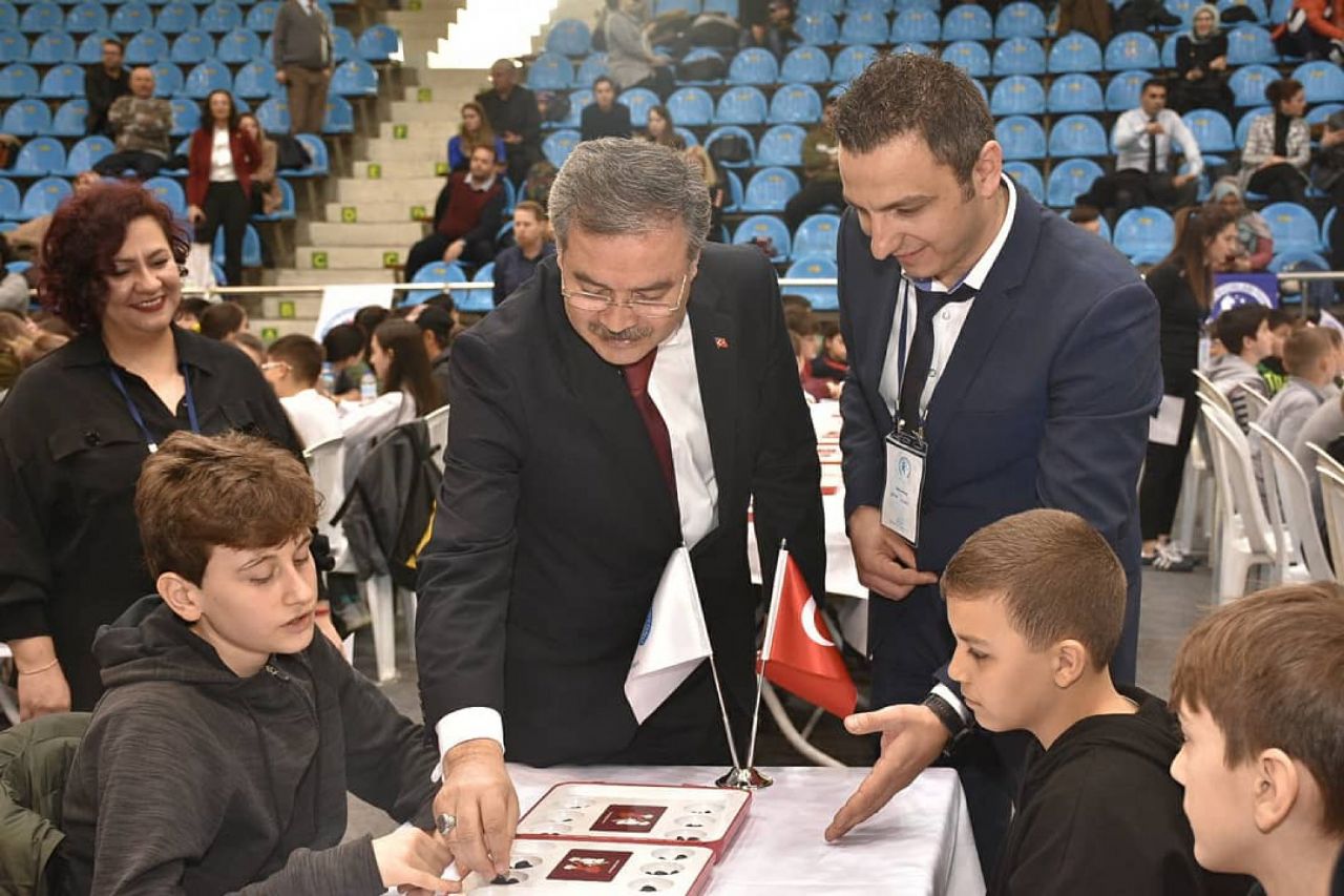 Akıl ve Zeka Oyunlarında Başarılı Oldular.