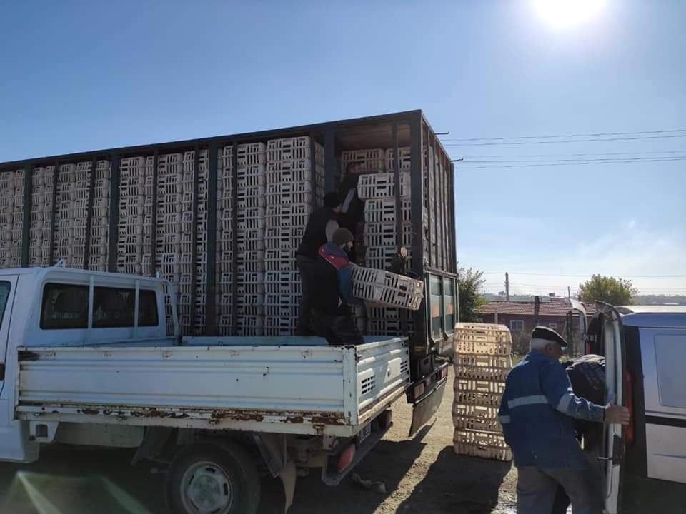 43 Kadın Girişimciye 4 bin 515 Tavuk Verildi.