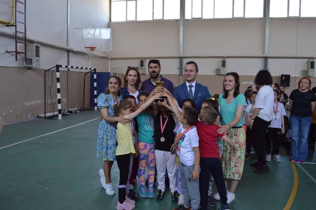 Çocuk Oyunları Şenlikleri Sona Erdi.