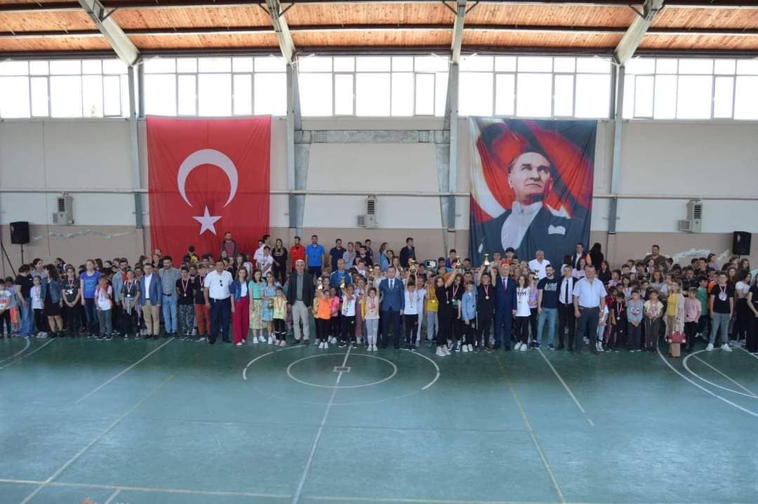 Çocuk Oyunları Şenlikleri Sona Erdi.