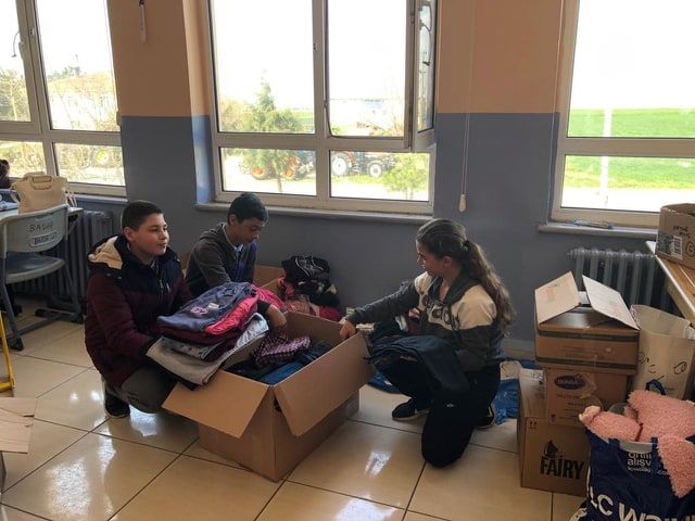 Yenikarpuzlu’da Sosyal Sorumluluk Projesi Devam Ediyor.