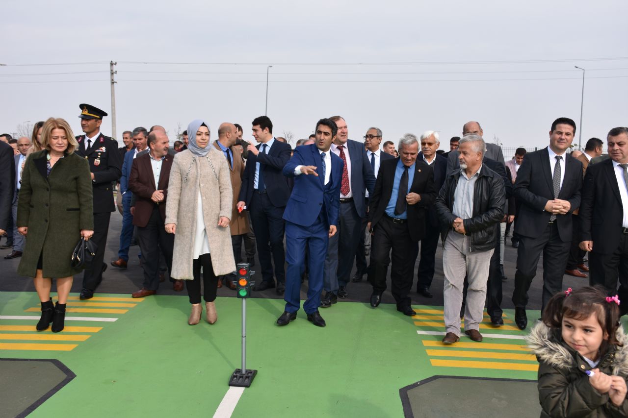 Millet Bahçesi Hizmete Girdi.