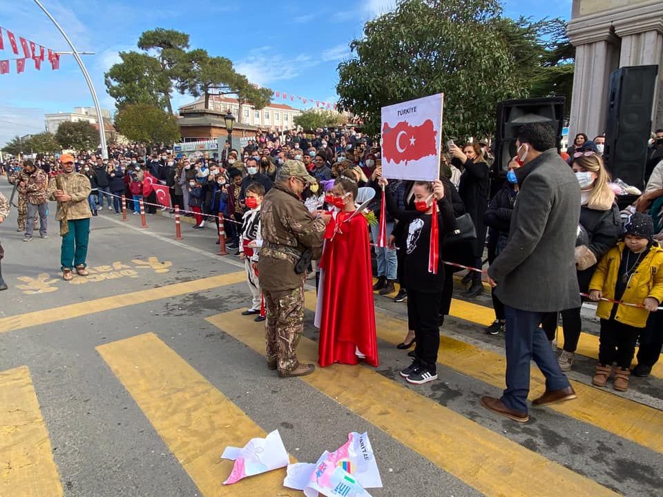 Coşku İçinde Kutlandı.