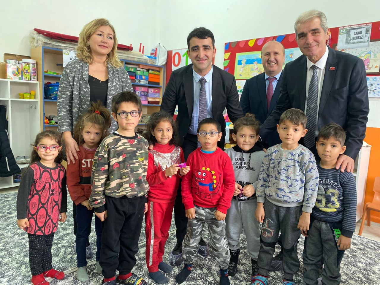 Miniklerin Karne Sevinci..