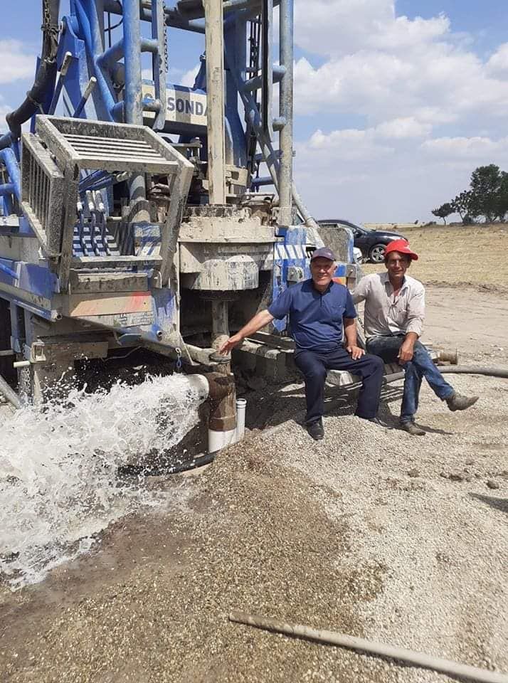 Esetçe Suyu Buldu, Kocahıdır Aramaya Başladı.