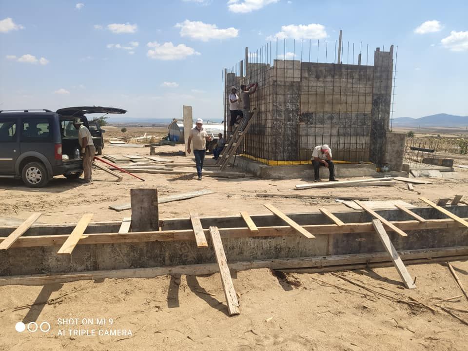 Esetçe Suyu Buldu, Kocahıdır Aramaya Başladı.