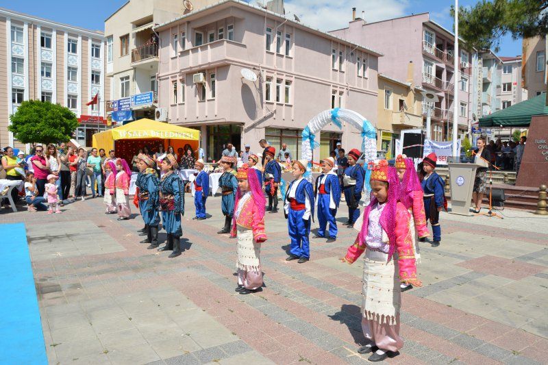 HEM Sergisi Göz Kamaştırdı.